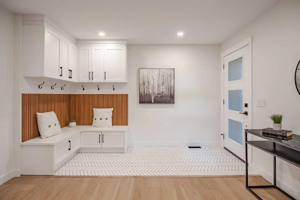 1024 Hunterston Place NW