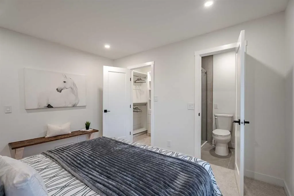 1024 Hunterston Place NW