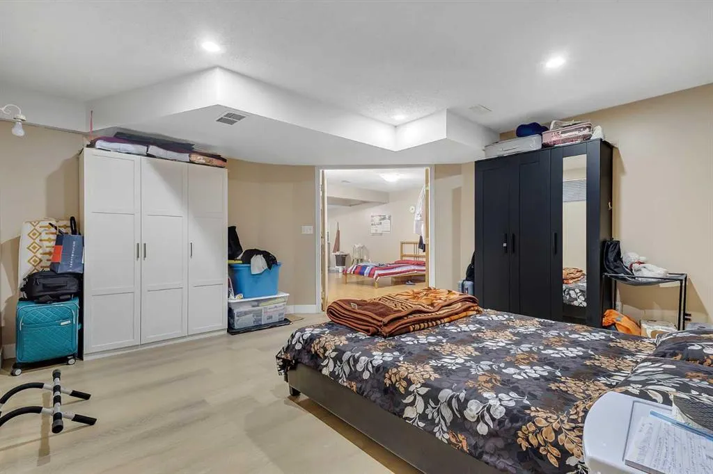 53 Martha's Haven Green NE