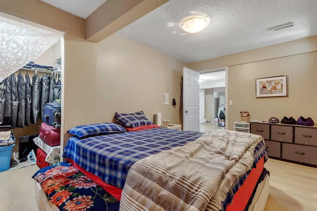 53 Martha's Haven Green NE