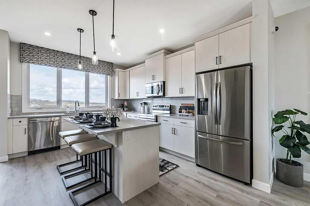 1277 Alpine Avenue SW