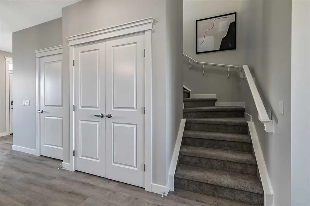 1277 Alpine Avenue SW