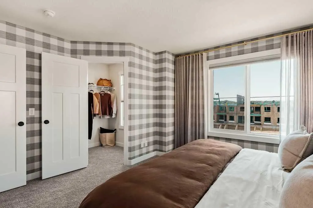 15030 Centre Street NE