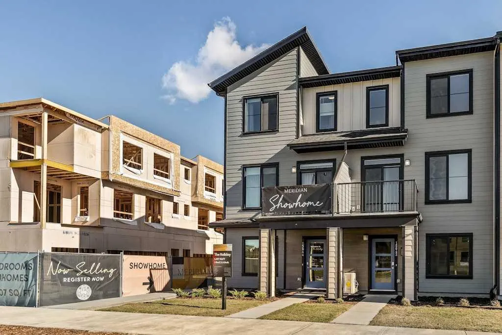 15030 Centre Street NE