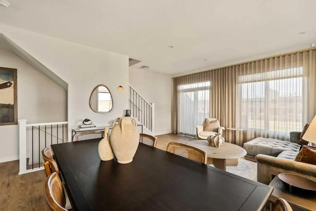 15030 Centre Street NE