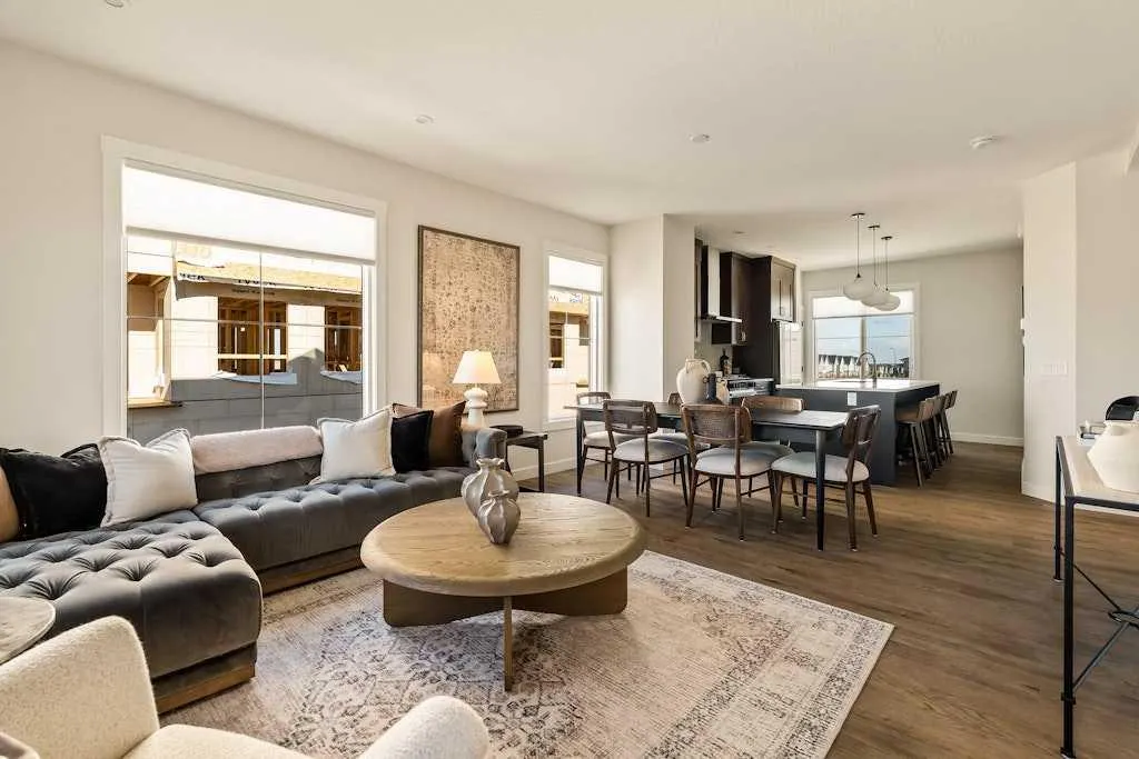 15030 Centre Street NE