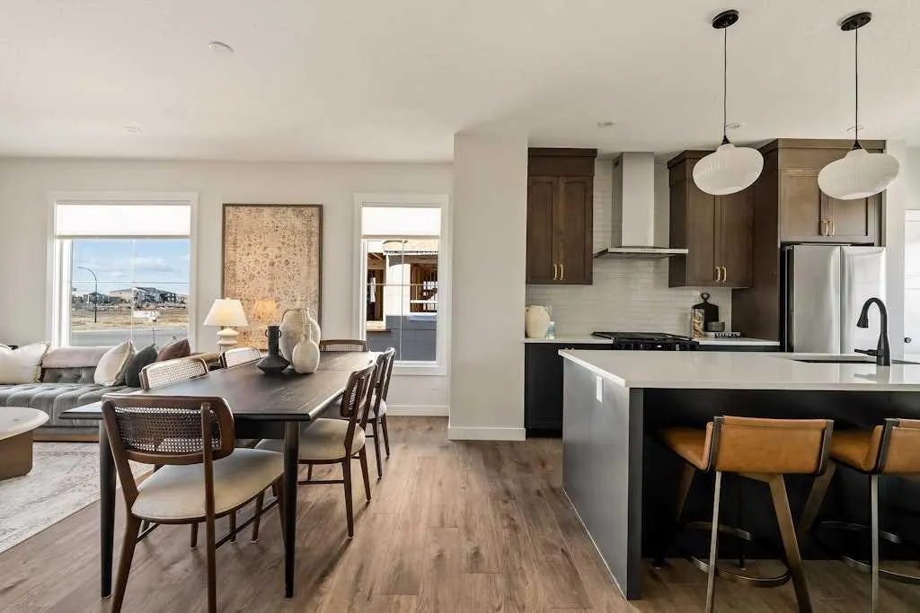 15030 Centre Street NE