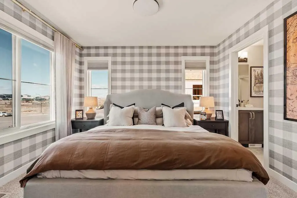 15030 Centre Street NE