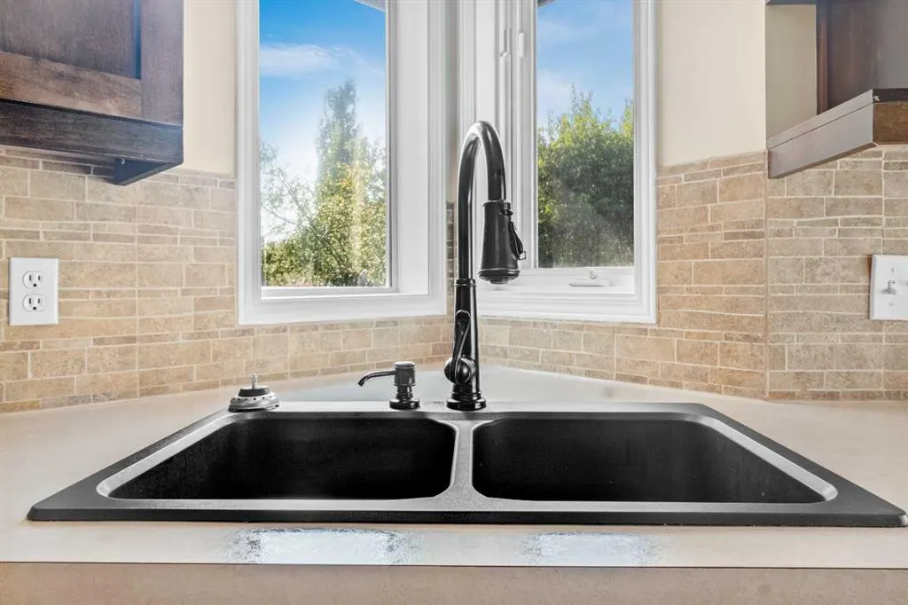 968 Citadel Drive NW