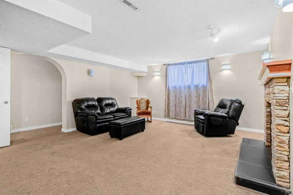 968 Citadel Drive NW