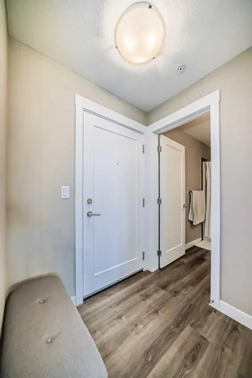 40 Walgrove Walk SE, #207