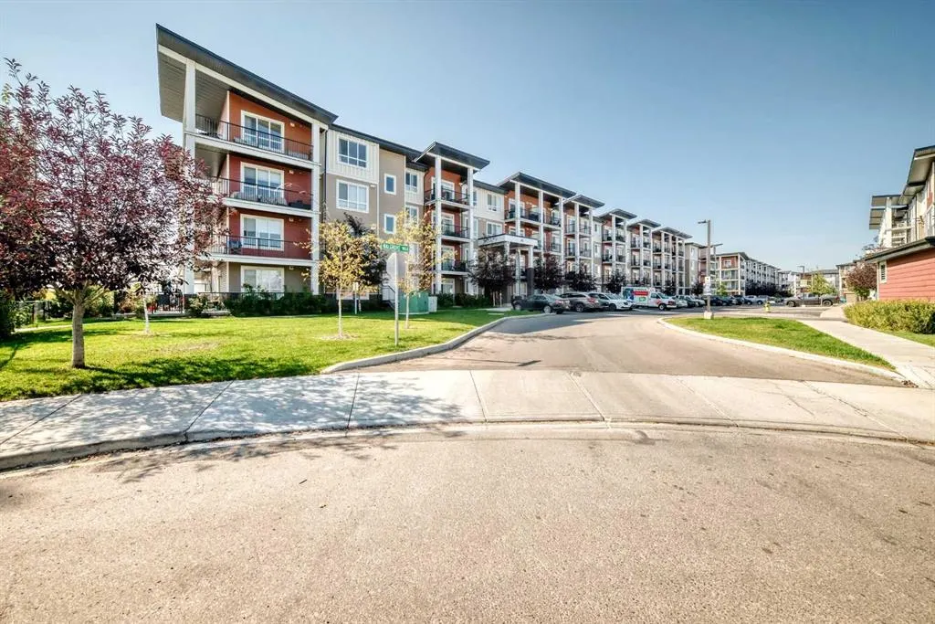 40 Walgrove Walk SE, #207