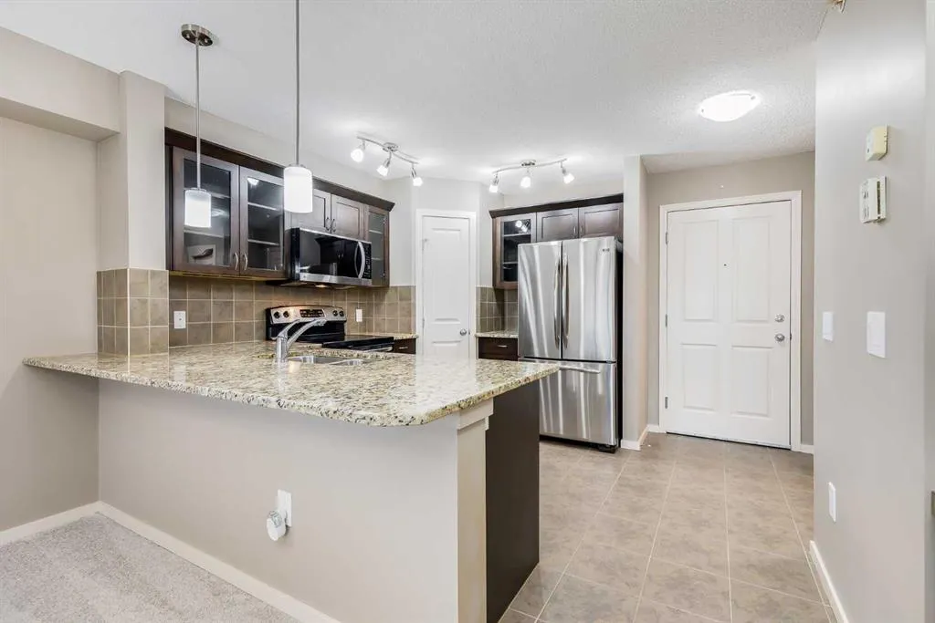 4 Kingsland Close SE, #1305