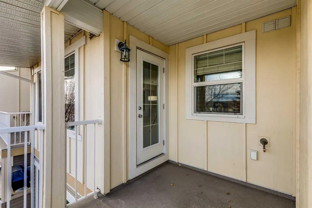 4 Kingsland Close SE, #1305