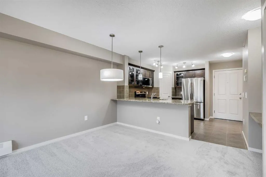 4 Kingsland Close SE, #1305