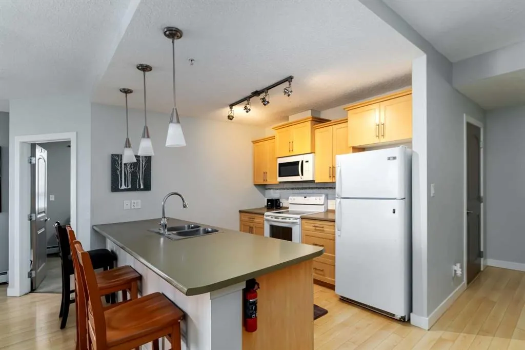 204 Sparrow Hawk Drive, #2104