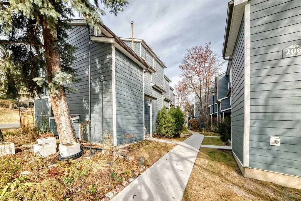 208 Grier Terrace NE, #1