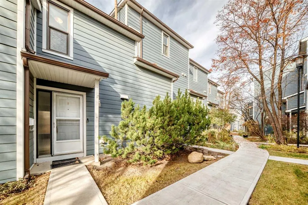 208 Grier Terrace NE, #1