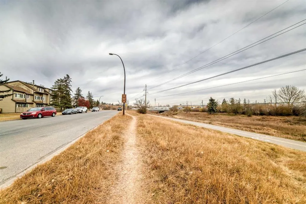 208 Grier Terrace NE, #1