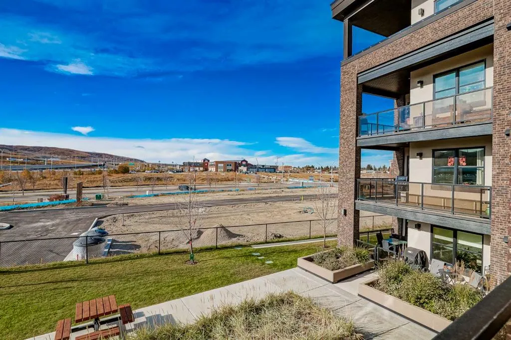 80 Greenbriar Place NW, #2208