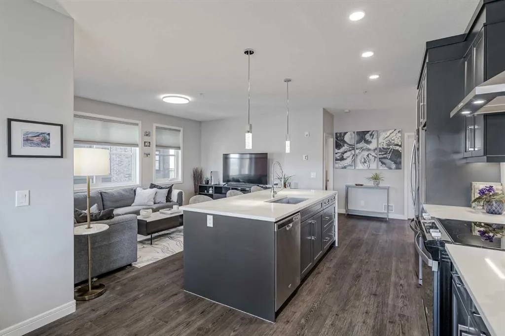 80 Greenbriar Place NW, #2208