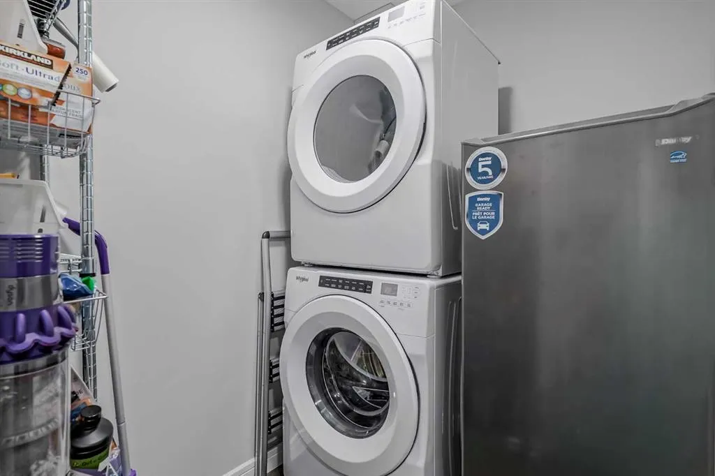 80 Greenbriar Place NW, #2208