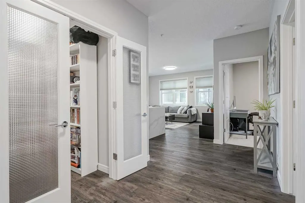 80 Greenbriar Place NW, #2208