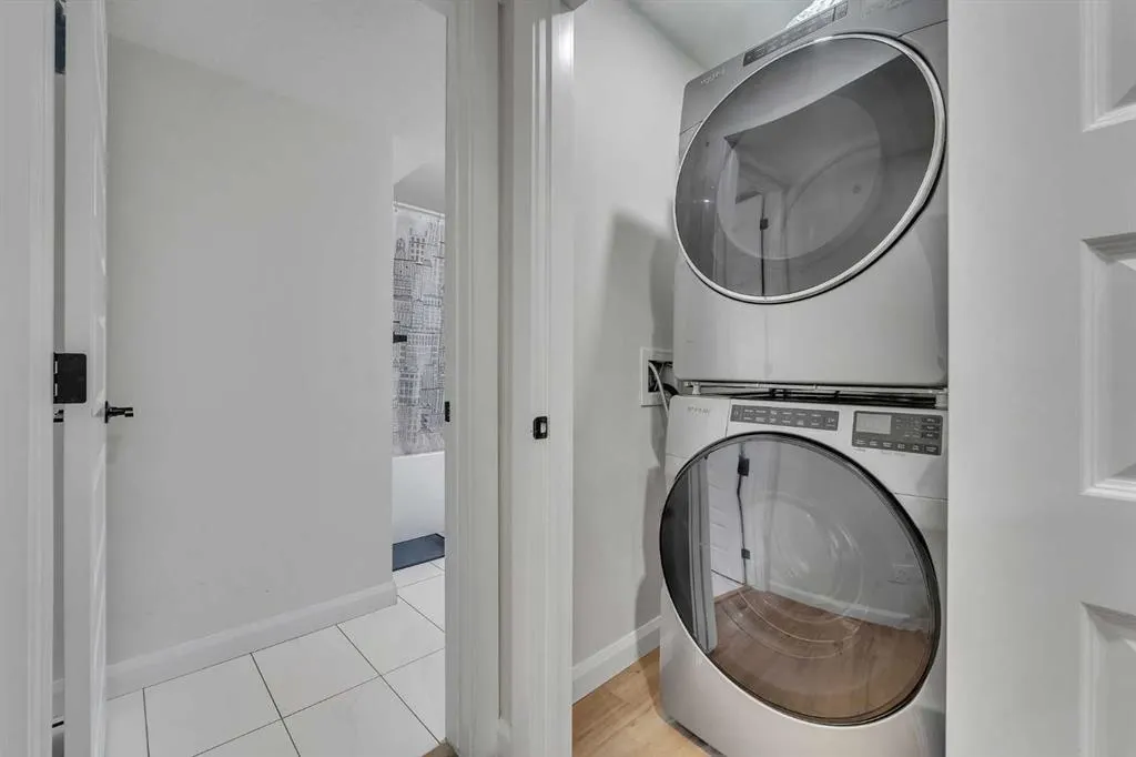 28 Cornerbrook Avenue NE