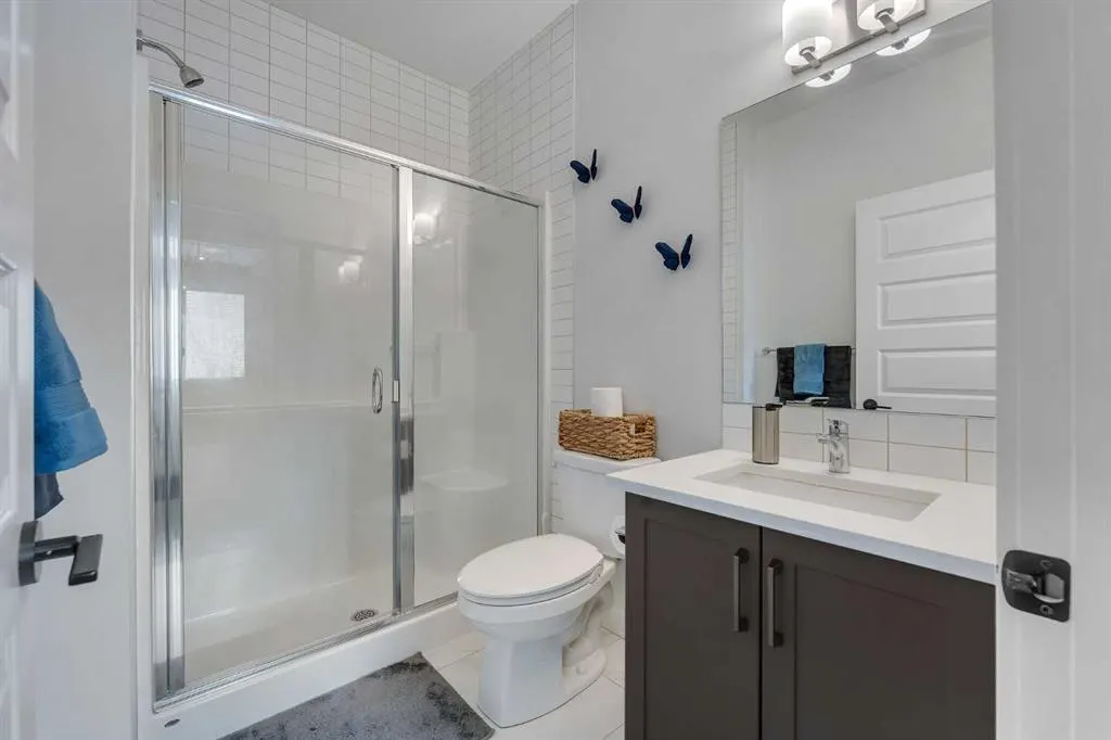 28 Cornerbrook Avenue NE