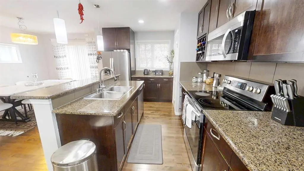 103 Prestwick Villas SE