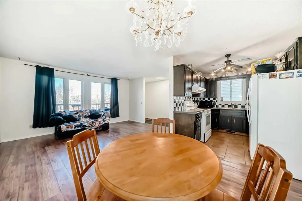 5623 Templehill Road NE