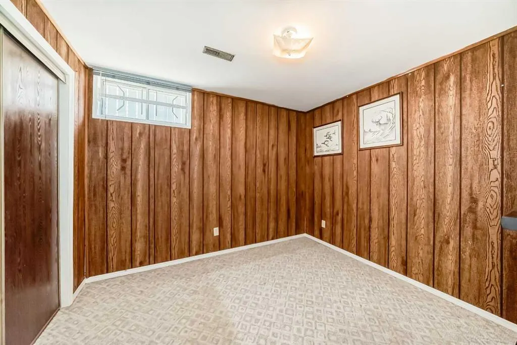 5623 Templehill Road NE