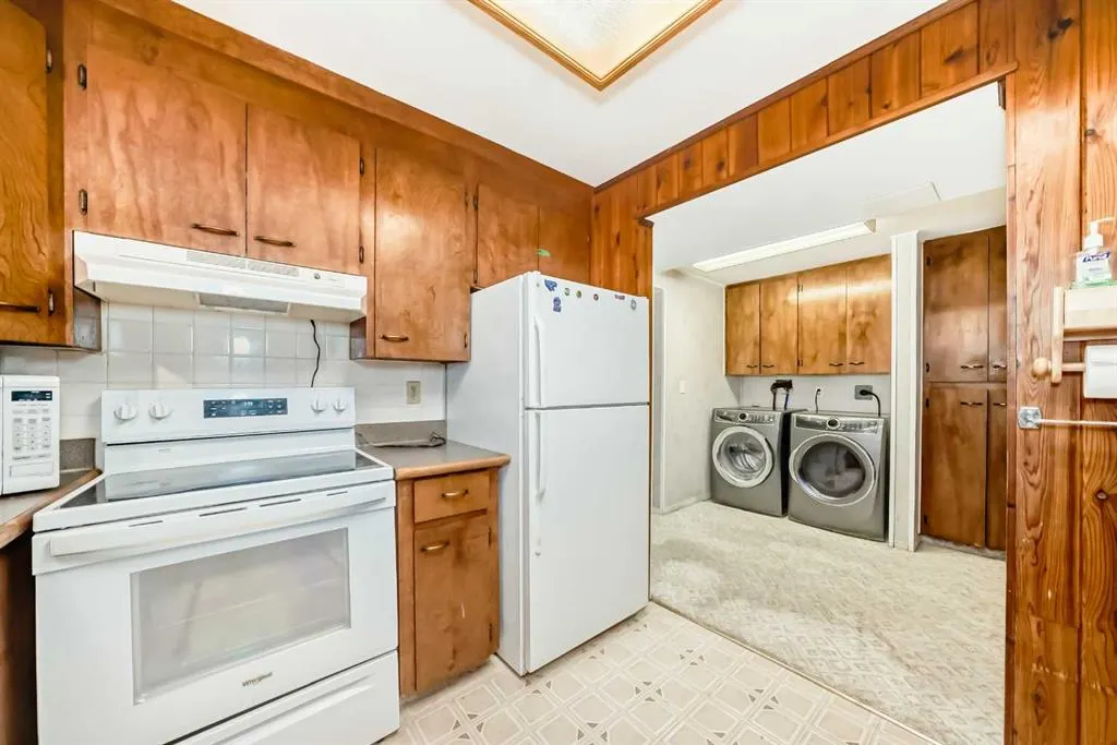 5623 Templehill Road NE