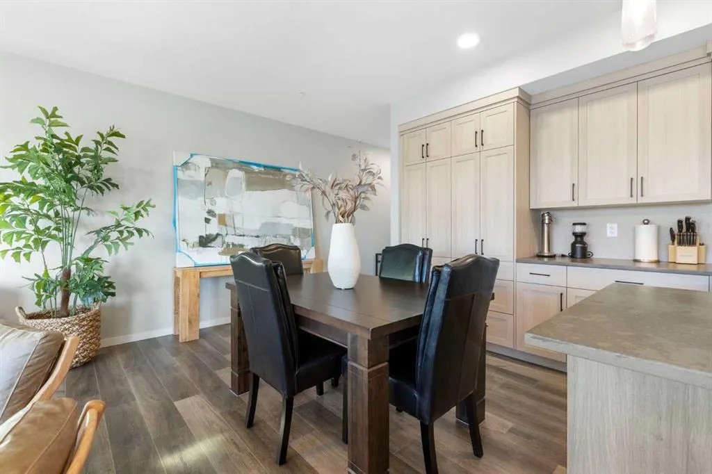 42 Cranbrook Gardens SE, #1409