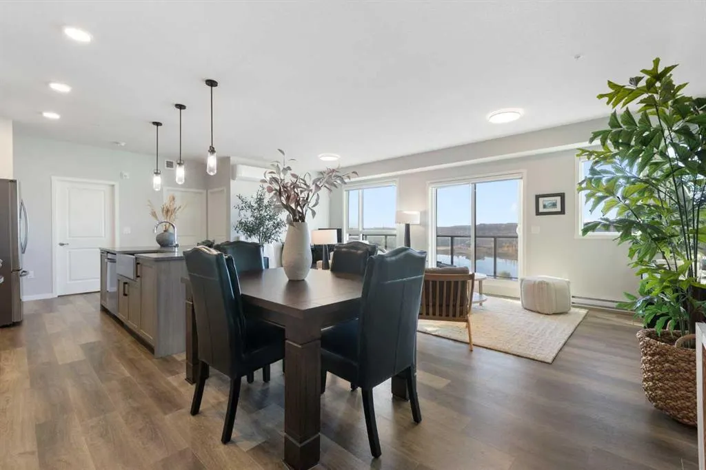 42 Cranbrook Gardens SE, #1409