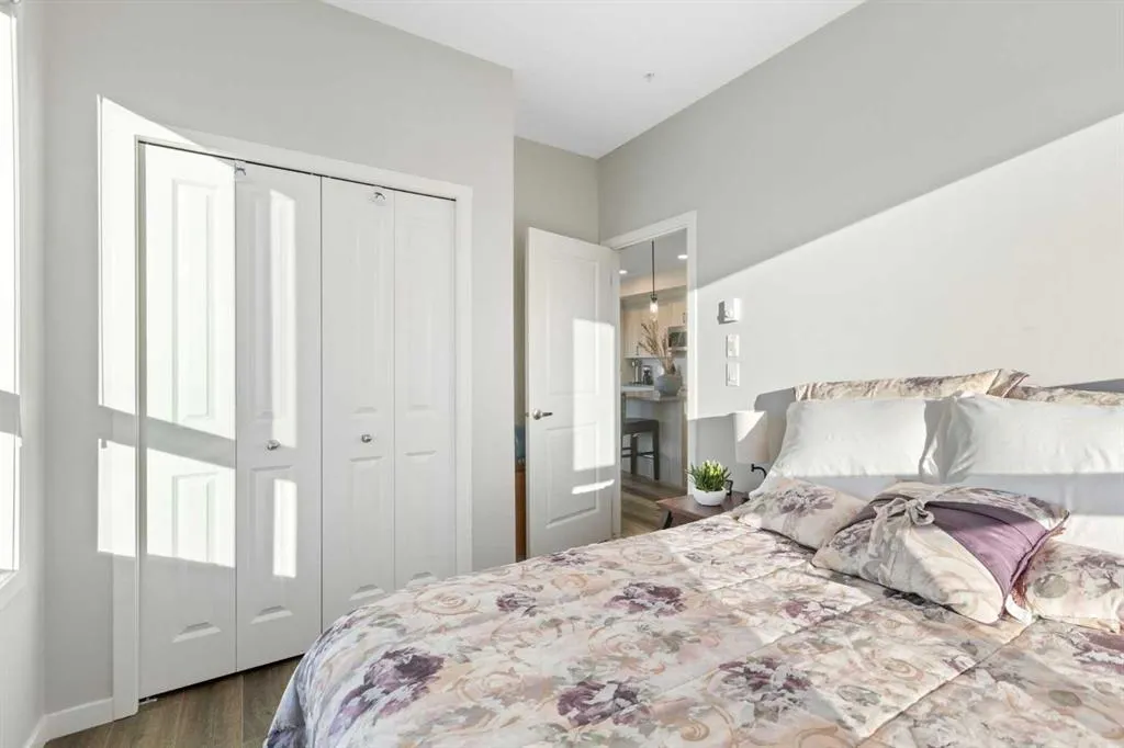 42 Cranbrook Gardens SE, #1409