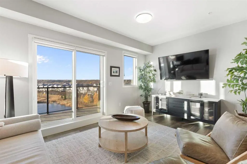 42 Cranbrook Gardens SE, #1409