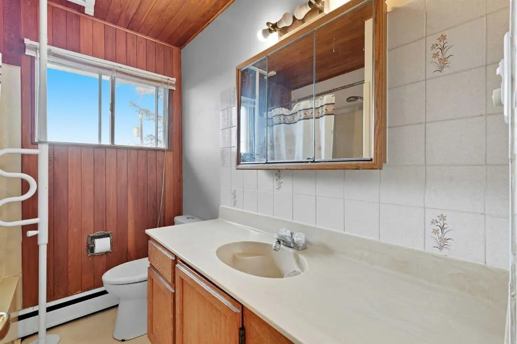 23 Fairview Drive SE