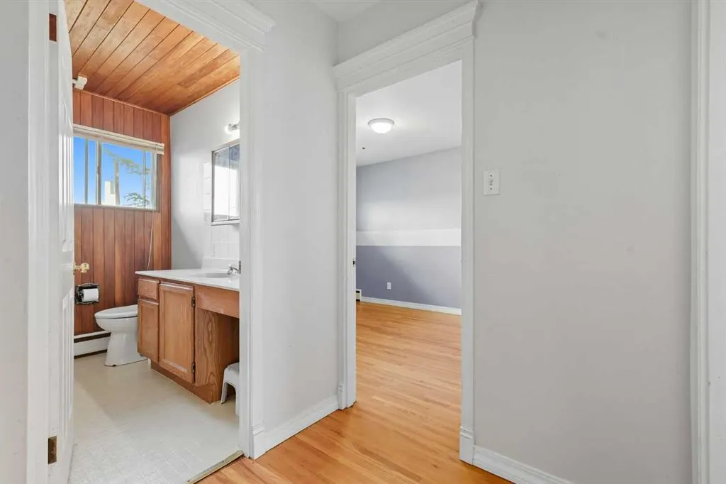 23 Fairview Drive SE