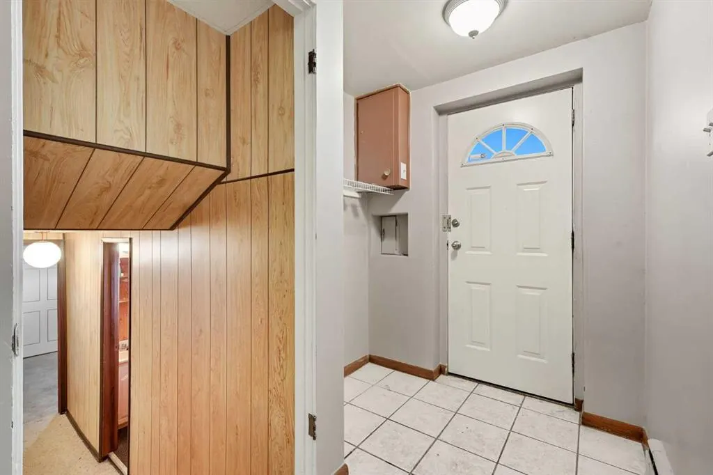 23 Fairview Drive SE