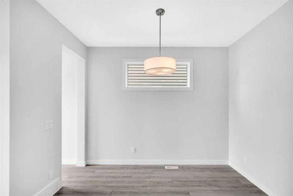 16 Amblefield Avenue NW