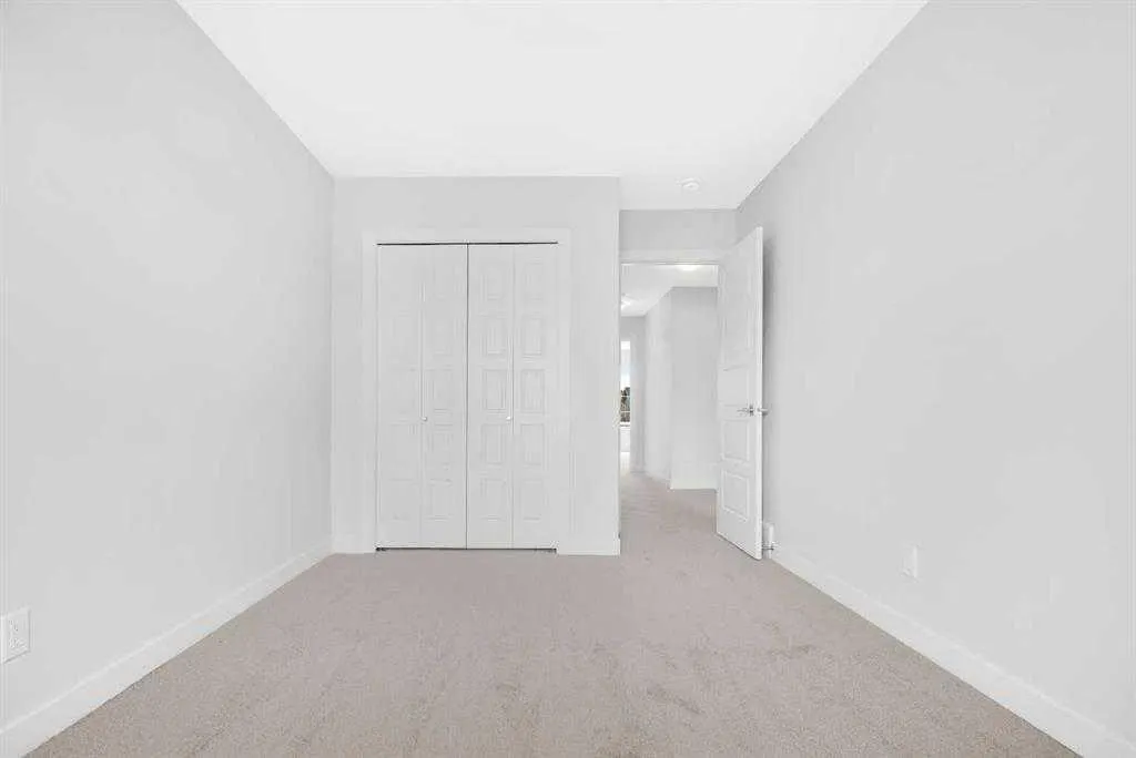 16 Amblefield Avenue NW