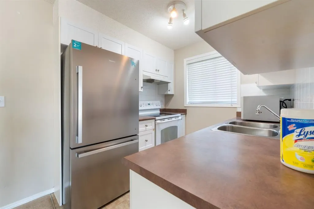 2395 Eversyde Avenue SW, #1102