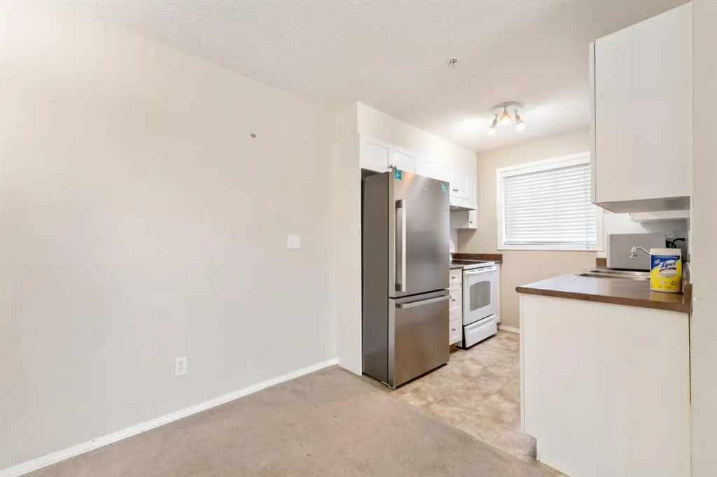 2395 Eversyde Avenue SW, #1102