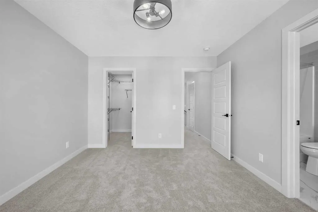 27 Amblefield Avenue NW