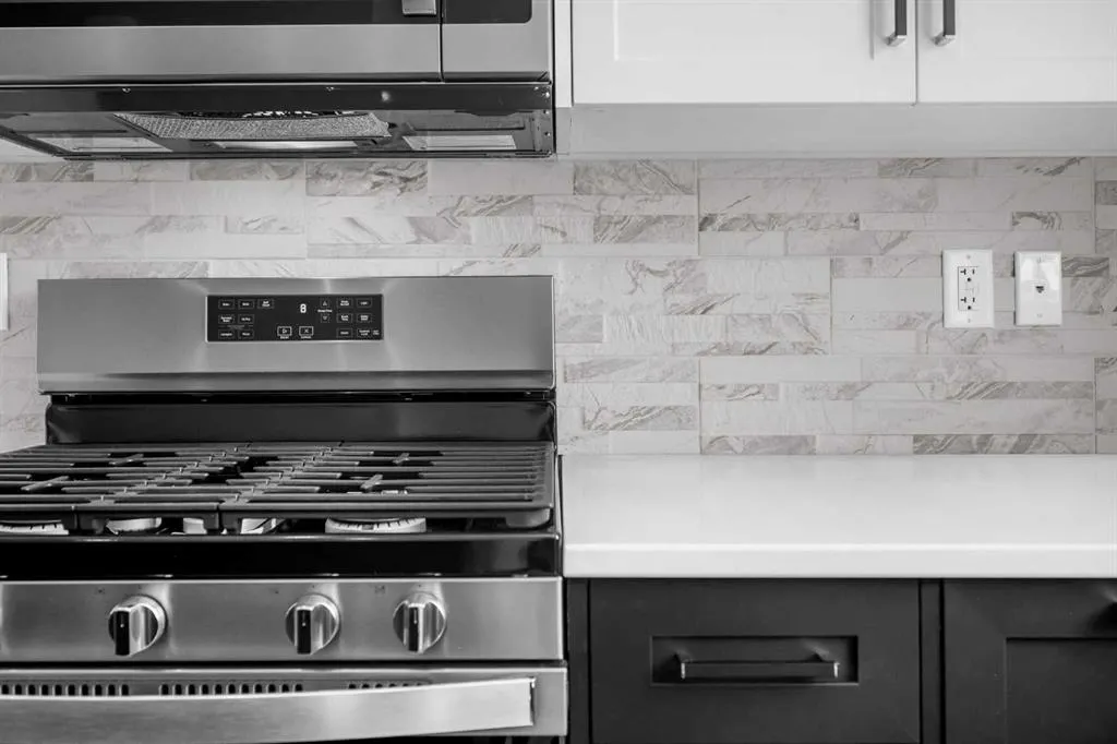 27 Amblefield Avenue NW