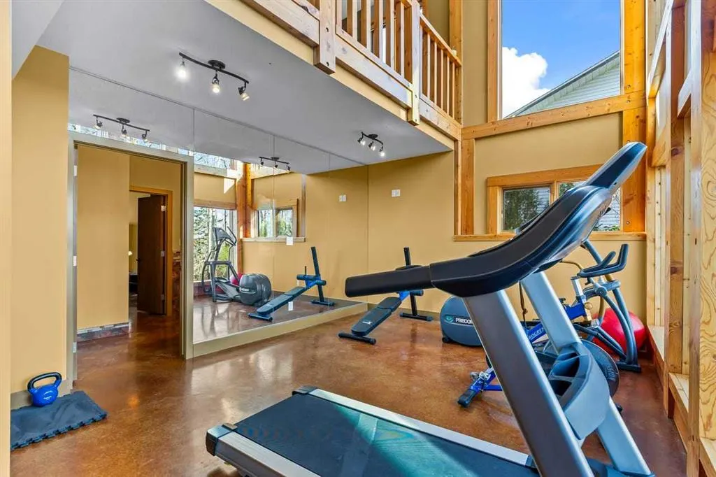 80 Cochrane Lake Trail