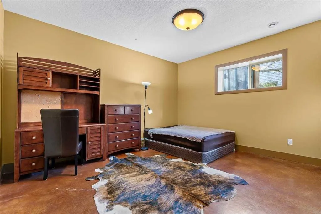 80 Cochrane Lake Trail