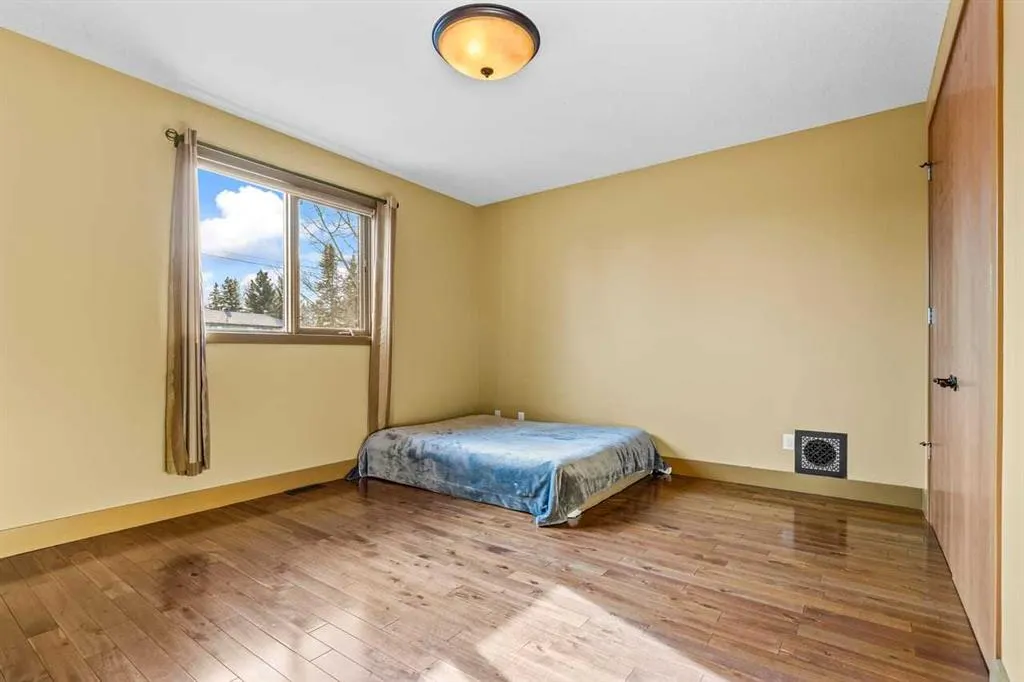 80 Cochrane Lake Trail