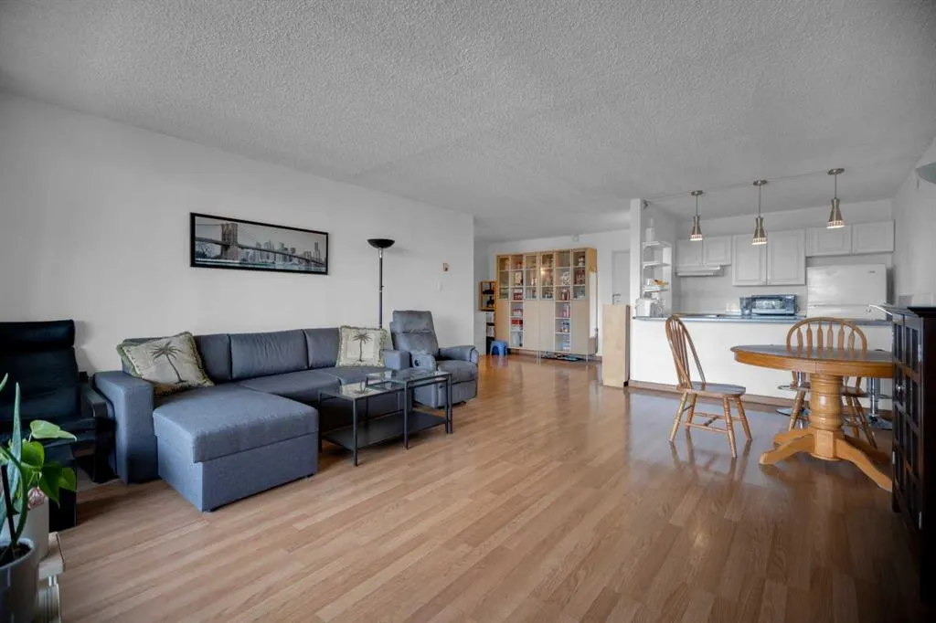 221 6 Avenue SE, #2510